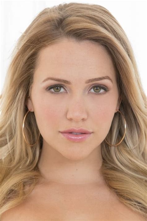 videos de mia malkova|Mia Malkova Porn Videos 